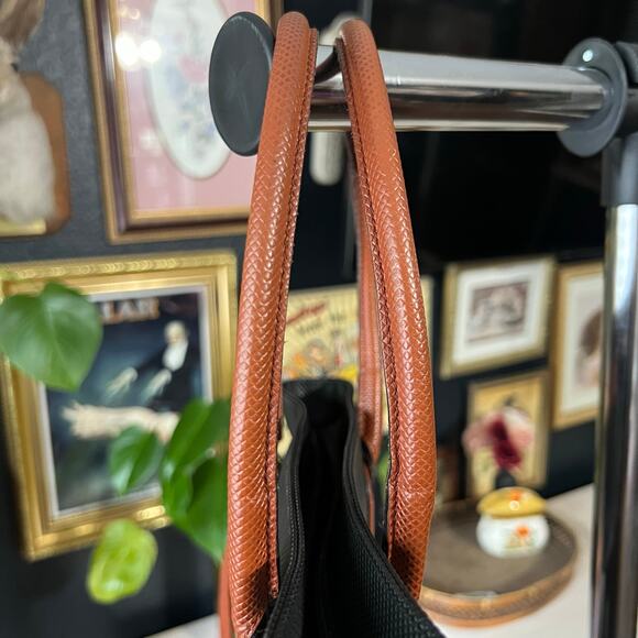 Vintage Bottega Veneta Leather Crossbody Bag - Picture 6 of 15